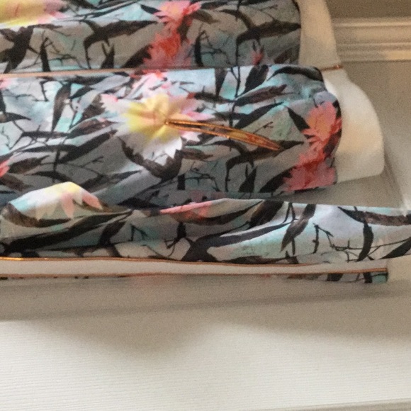 Jacket - Picture 2 of 3